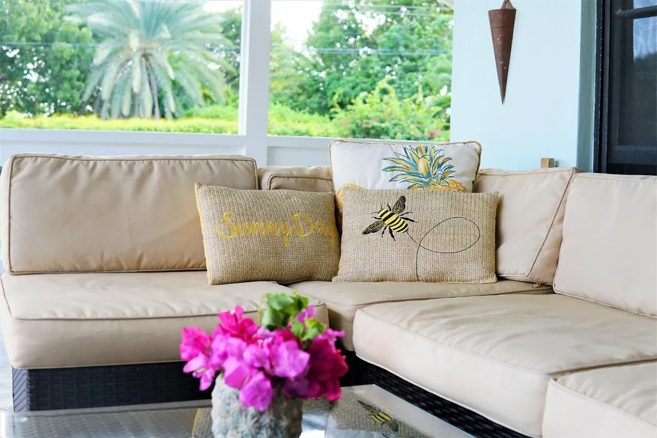 Сasa de vacaciones Sea Foam Villa Osbourn